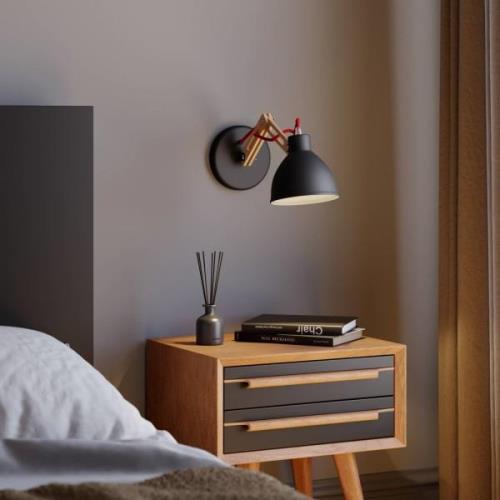 Wandlamp Skansen, houtarm instelbaar, zwart