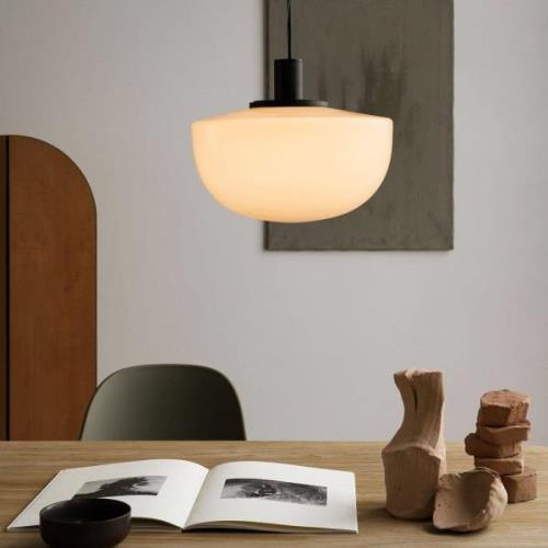 Audo Bank hanglamp met opaalglas