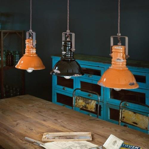 Hanglamp C1691 in zwart industrieel ontwerp