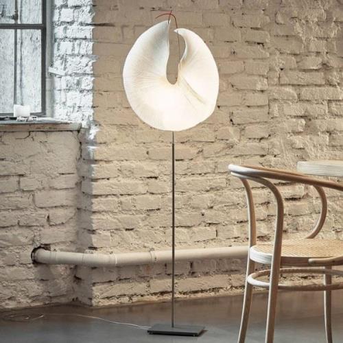 Ingo Maurer Yoruba Rose Floor LED vloerlamp