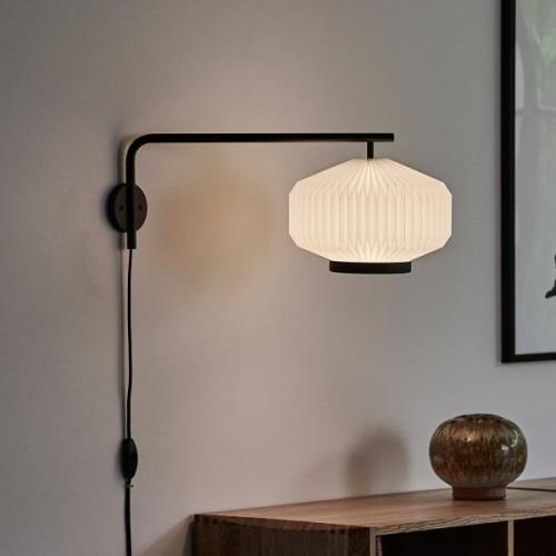 LE KLINT Shibui wandlamp met gevouwen kap