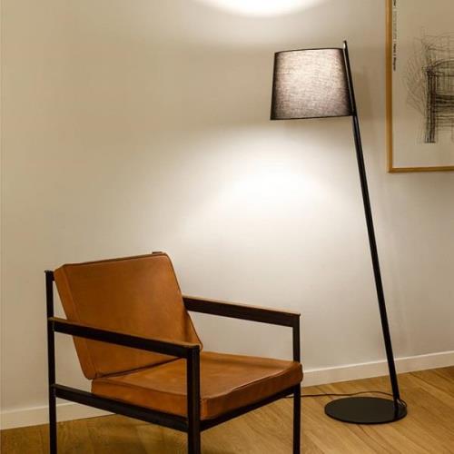 LEDS-C4 Clip vloerlamp hoogte 158cm kap zwart