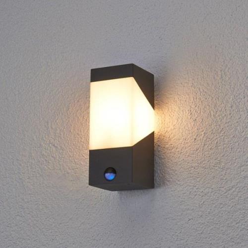 Lucande buitenwandlamp Kiran, sensor, grijs, aluminium, 24,3 cm