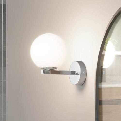 Wandlamp Lucande Bidolo, chroomkleurig, glas, Ø 12 cm, IP44